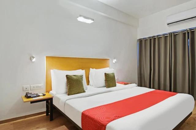 Kanak Beacon Hotel - Ashram Road Ahmedabad Exterior foto
