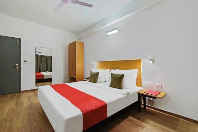 Kanak Beacon Hotel - Ashram Road Ahmedabad Exterior foto