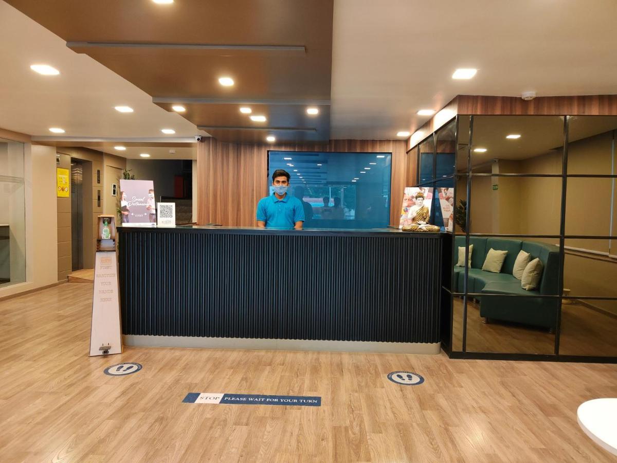 Kanak Beacon Hotel - Ashram Road Ahmedabad Exterior foto